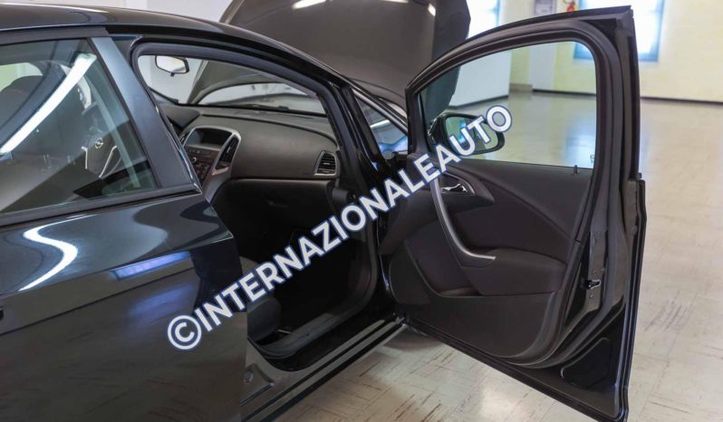 Opel Interni Astra 1.4 100CV Elective Nera usata