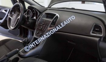 Opel Interni Astra 1.4 100CV Elective Nera usata