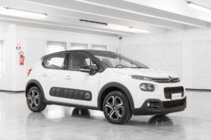 Citroen C3 Shine Bianca Tetto Nero km0 Lato