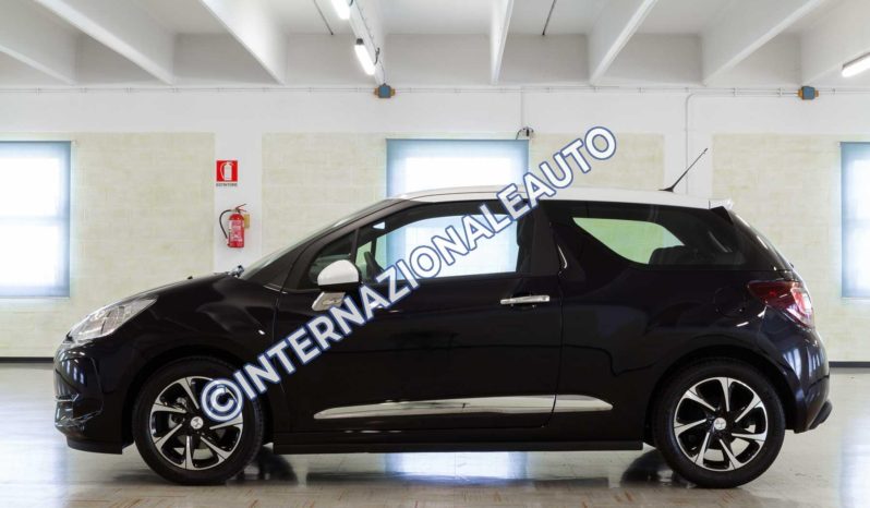 Citroen Ds3 Bluehdi 75 So Chic Blu Scuro Tetto Bianco km0