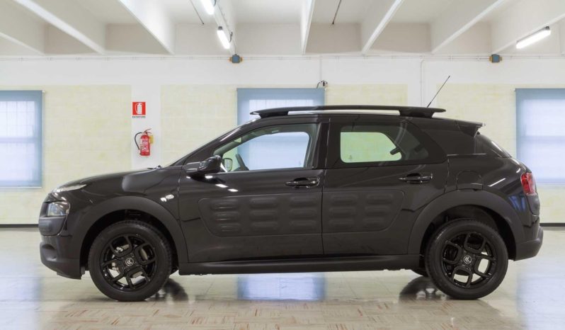 Citroen C4 Cactus Feel Nera Cerchi Neri km0 lato