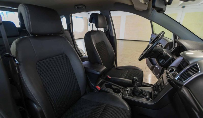 Chevrolet Interni Captiva Bianco 2wd Ls Usata Sedili
