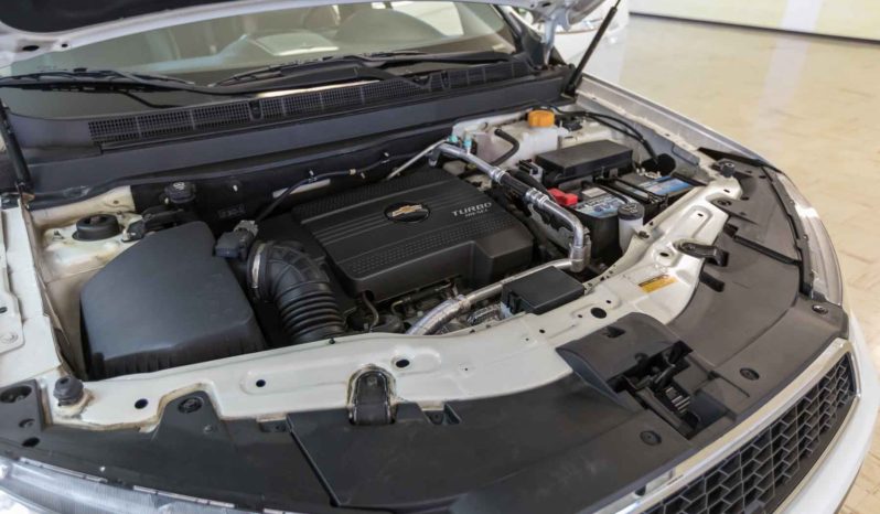 Chevrolet Interni Captiva Bianco 2wd Ls Usata Cofano