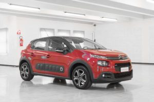 Citroen C3 Shine Rossa Tetto Nero Km0 Lato