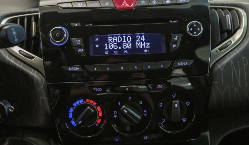 Lancia Interni Ypsilon Nera Elefantino Usata Radio