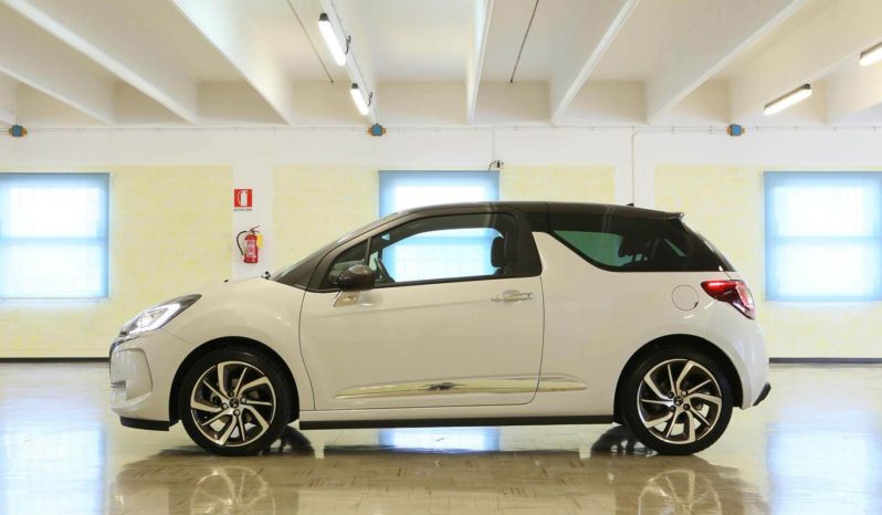 Citroen Ds3 Bianca Tetto Nero Sport Chic km0 Profilo