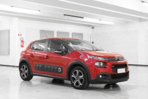 Citroen C3 Feel Airbump Ruby Red Km0 Lato